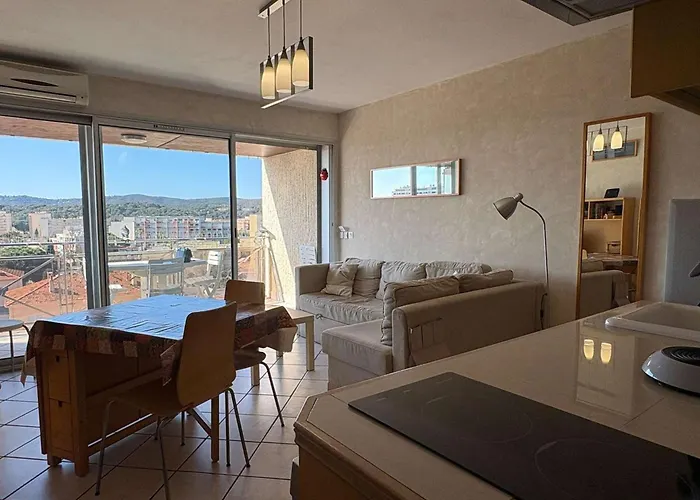 Lägenhet T2 Climatise Avec Terrasse, - Fr-1-308-54 *